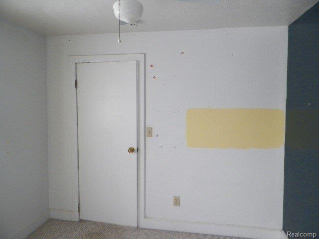 388 Davis Lake Road Lapeer, MI 48446 - Photo 11 of 21 262-181391 - Bedroom (4).JPG