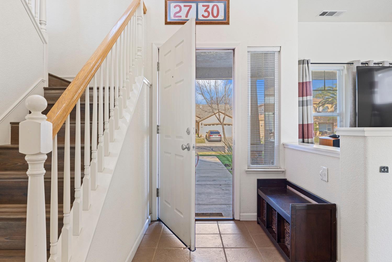 2730 Explorer Way Turlock, CA 95382 - Photo 6 of 64