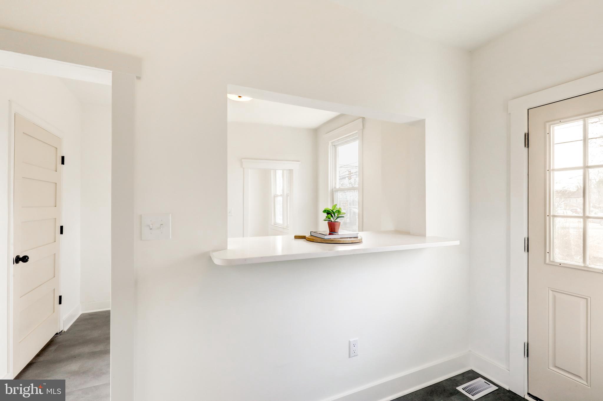 7301 North Radcliffe Street Bristol, PA 19007 - Photo 12 of 43 an empty room with window