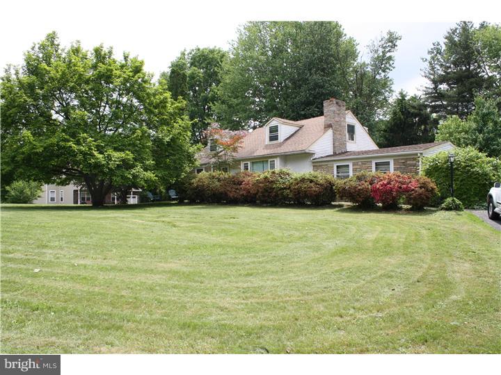1054 County Line Road Philadelphia, PA 19116 - Photo 1 of 13 Exterior Front
