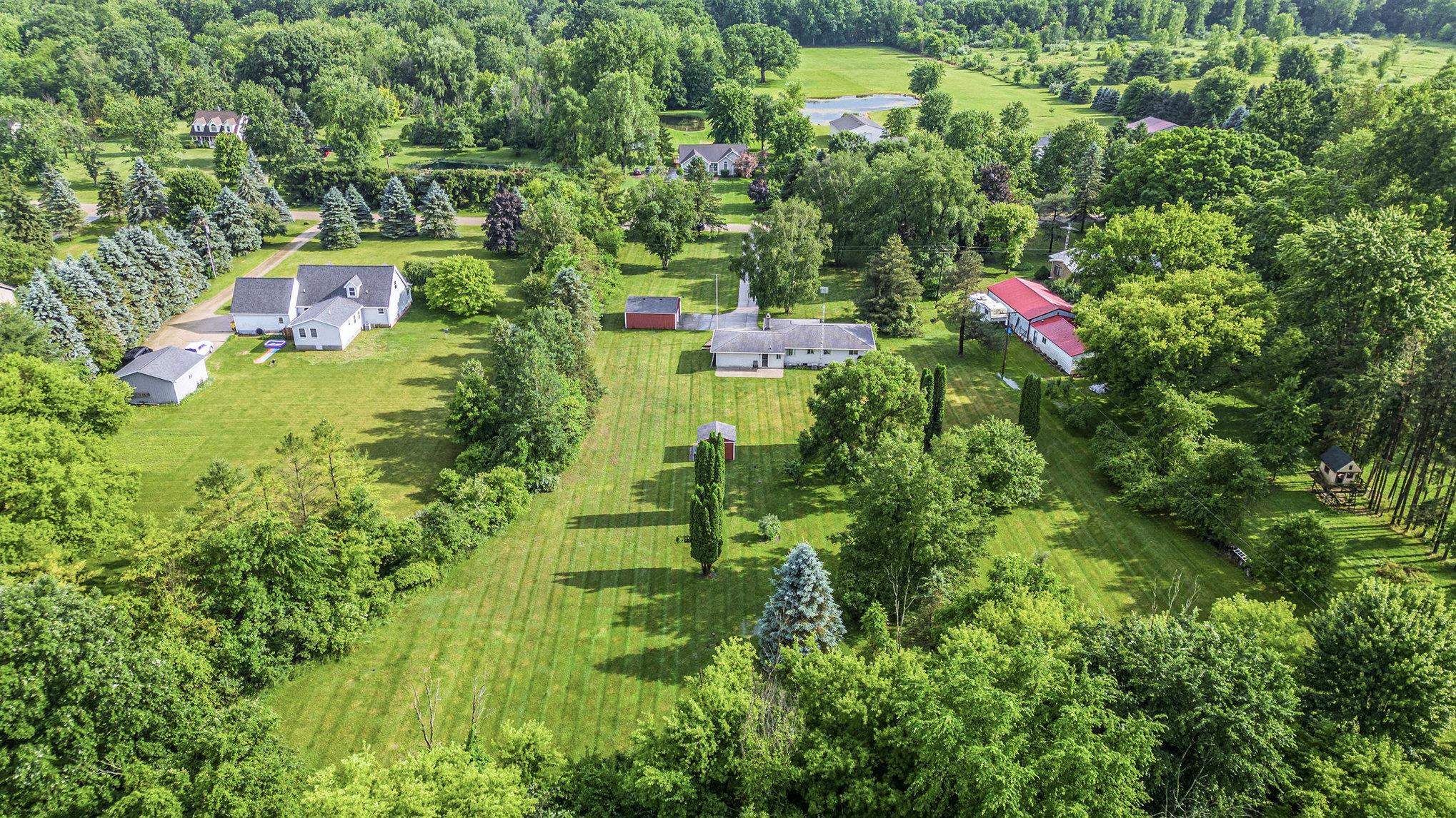 8877 Marr Road Almont, MI 48003 - Photo 32 of 35 50179938-4e72895d-a0e3-4aee-94bc-520ff7f0c1aa.JPG