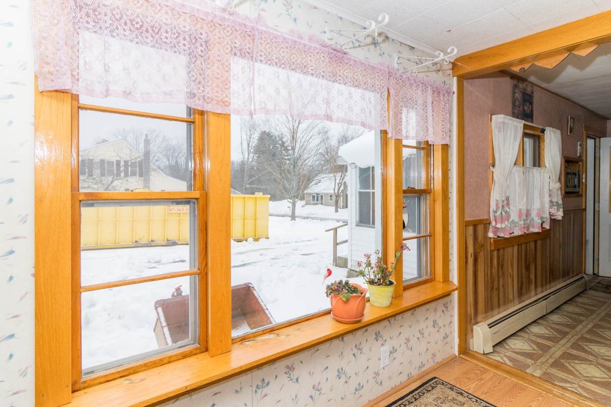 189 Spring Street Farmington, NH 03835 - Photo 8 of 25 Gallery Image 8