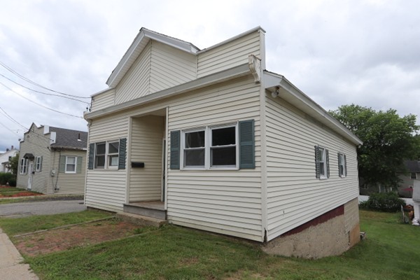 21 Bourne Street Three Rivers, MA 01080 - Photo 1 of 26