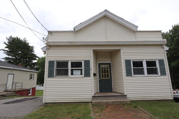 21 Bourne Street Three Rivers, MA 01080 - Photo 2 of 26