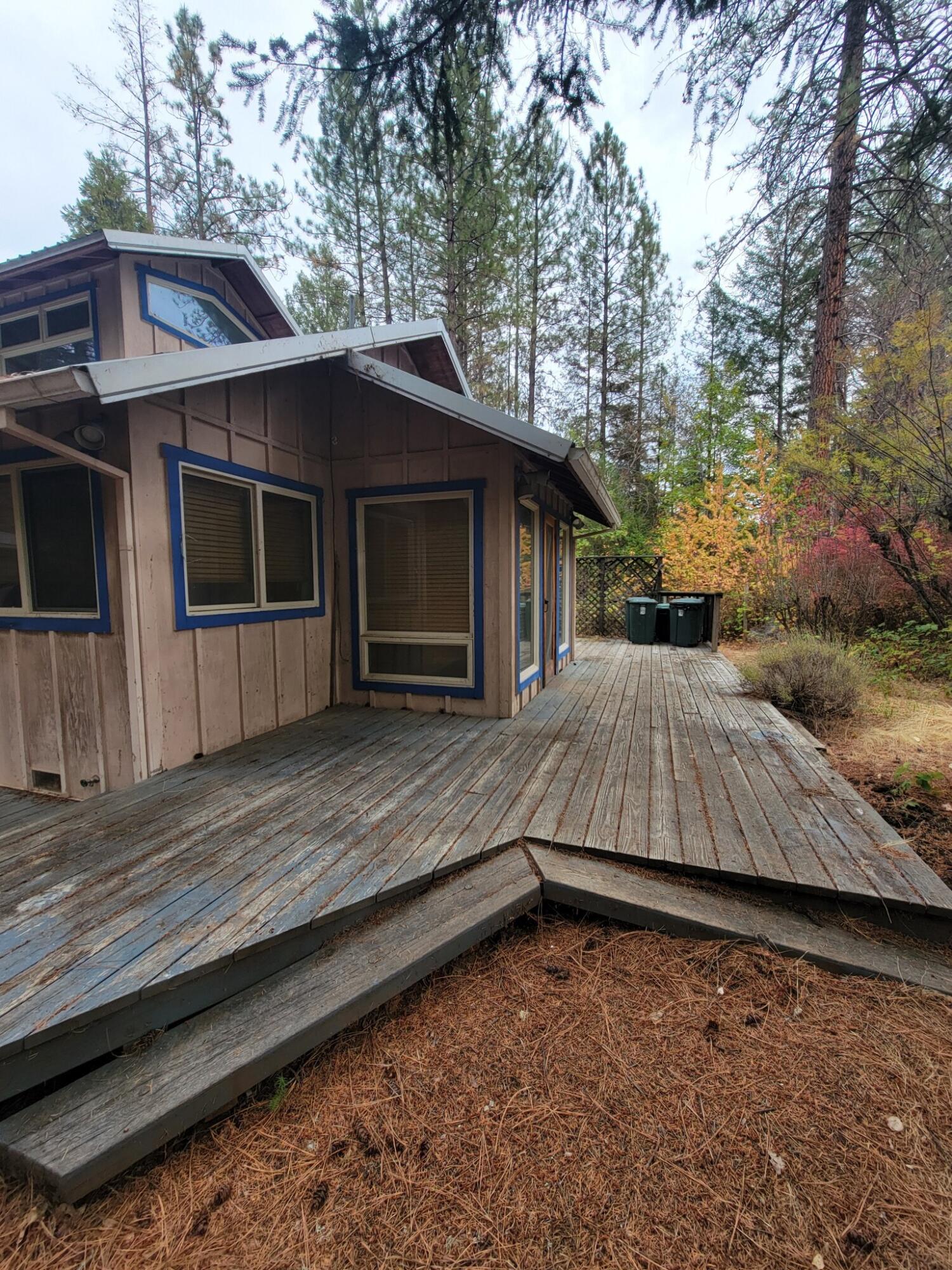 330 Lake Road Junction City, CA 96048 - Photo 32 of 50 a view of a house with a yard