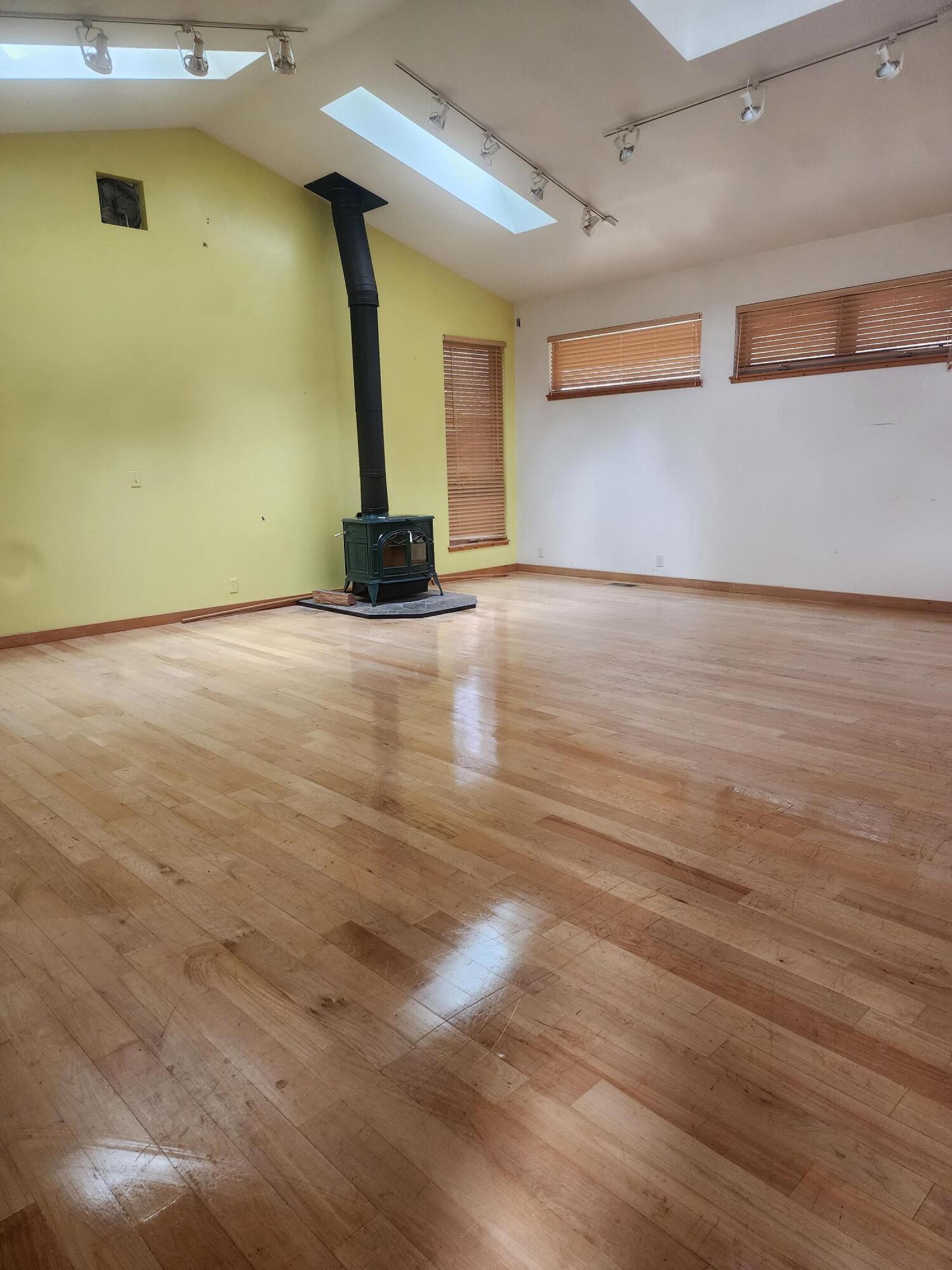 330 Lake Road Junction City, CA 96048 - Photo 37 of 50 a view of empty room with wooden floor