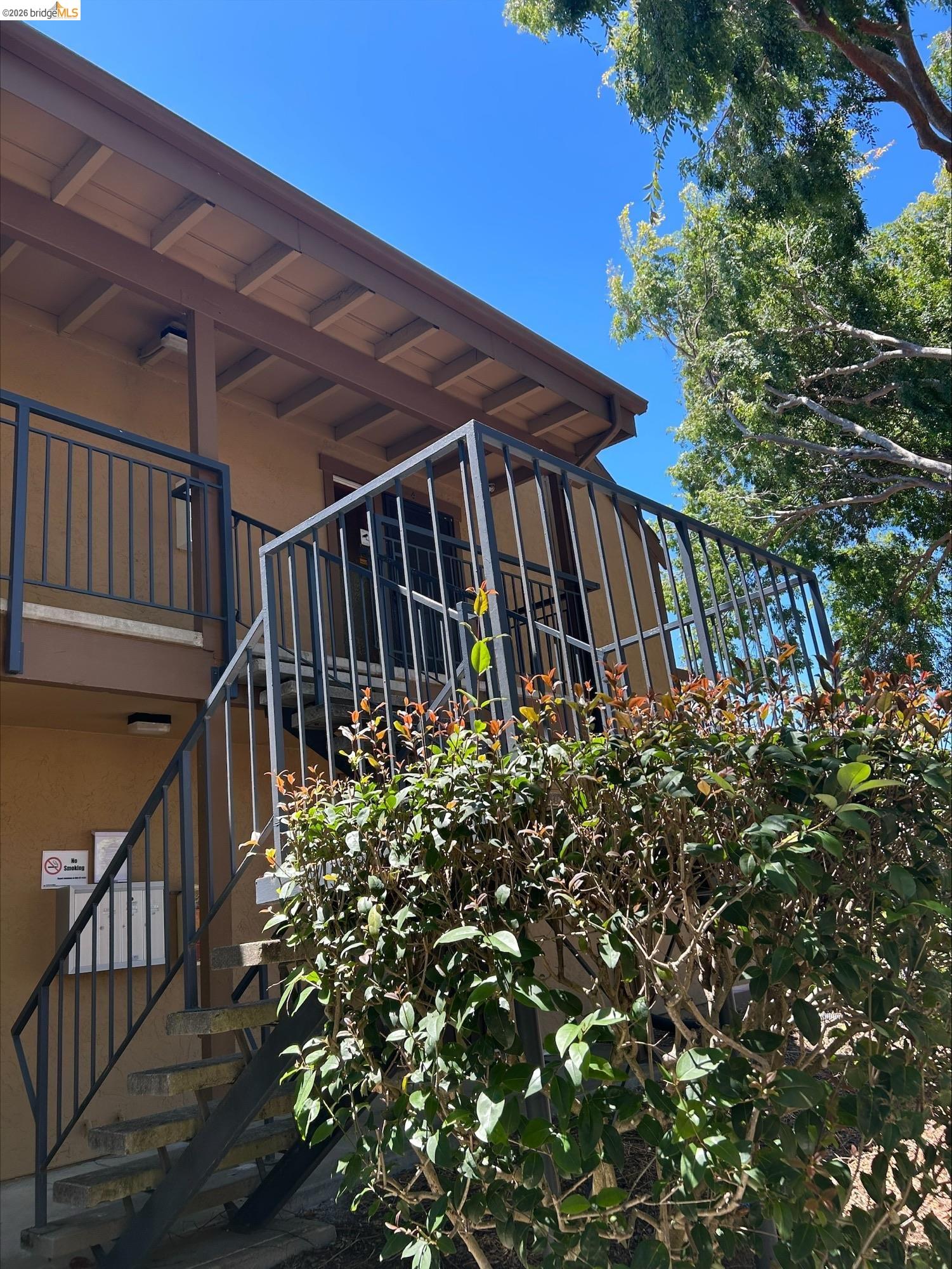 5313 Ridgeview Circle, Unit 4 El Sobrante, CA 94803 - Photo 19 of 31