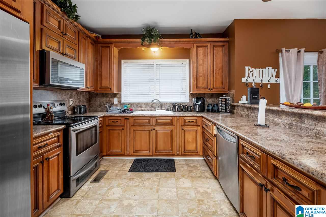 1821 Winewood Road Birmingham, AL 35215 - Photo 14 of 30