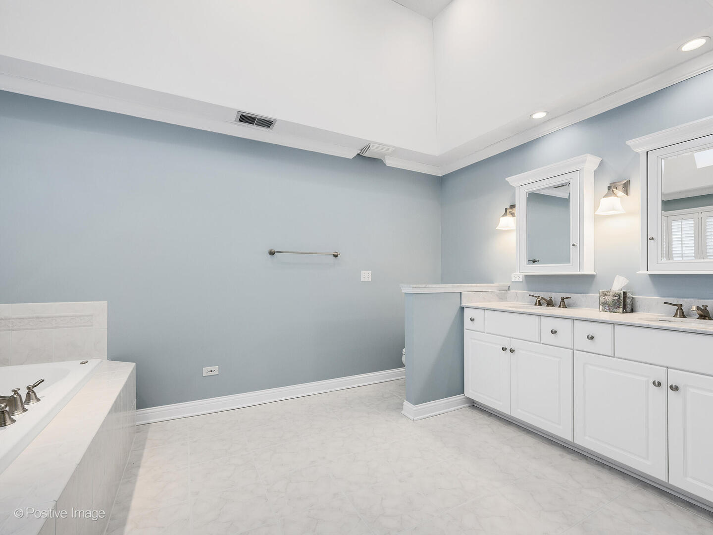 423 Ridge Avenue Clarendon Hills, IL 60514 - Photo 23 of 44