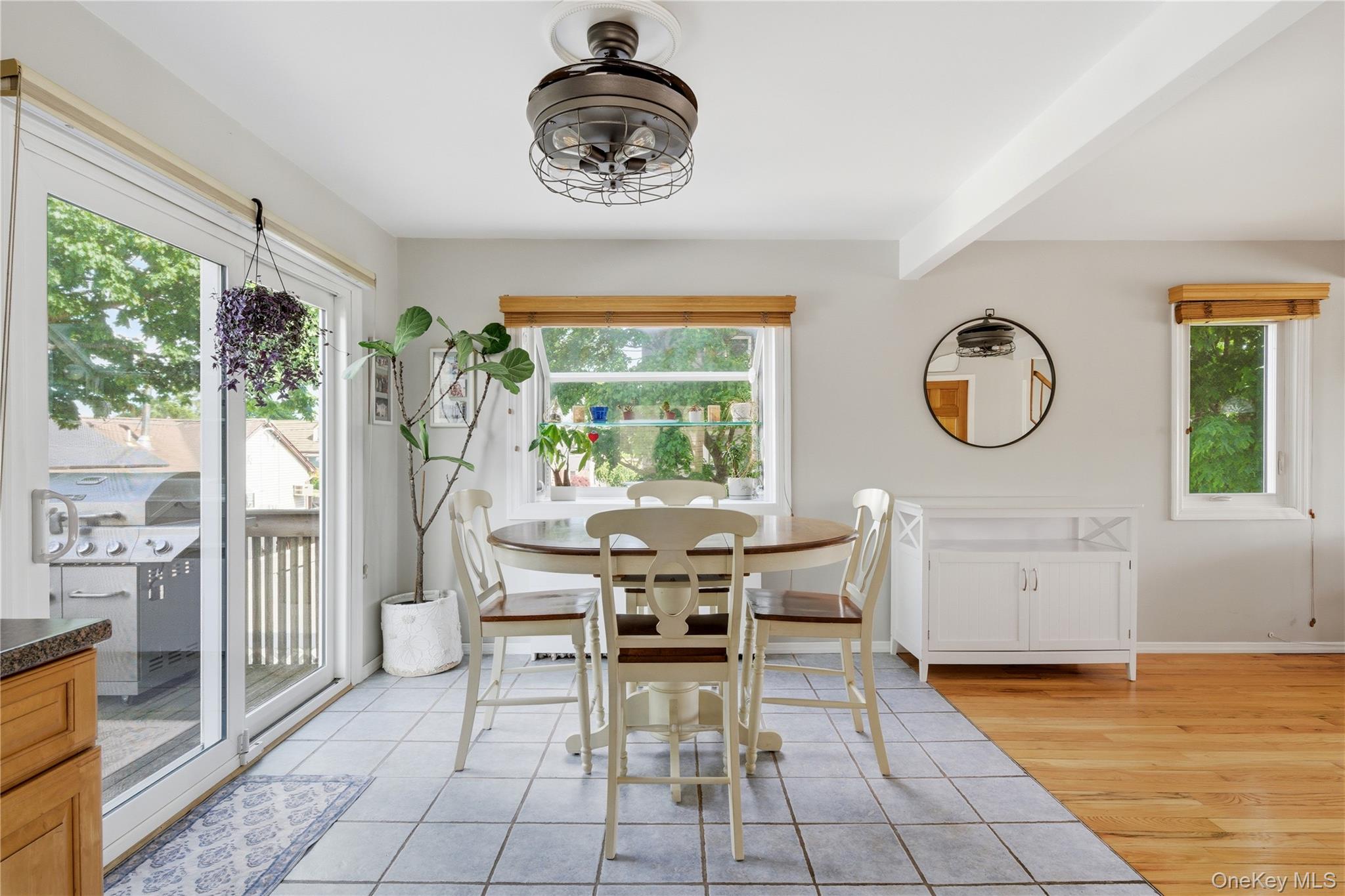 107 East Shore Road Lindenhurst, NY 11757 - Photo 19 of 36