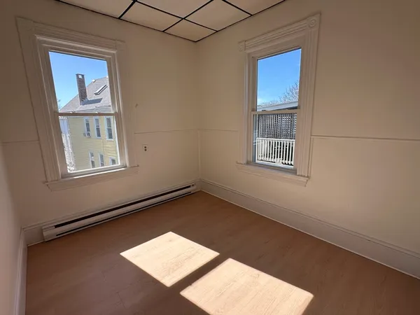 $3,400 | 23 Tower Street, Unit 3, Boston, MA 02130