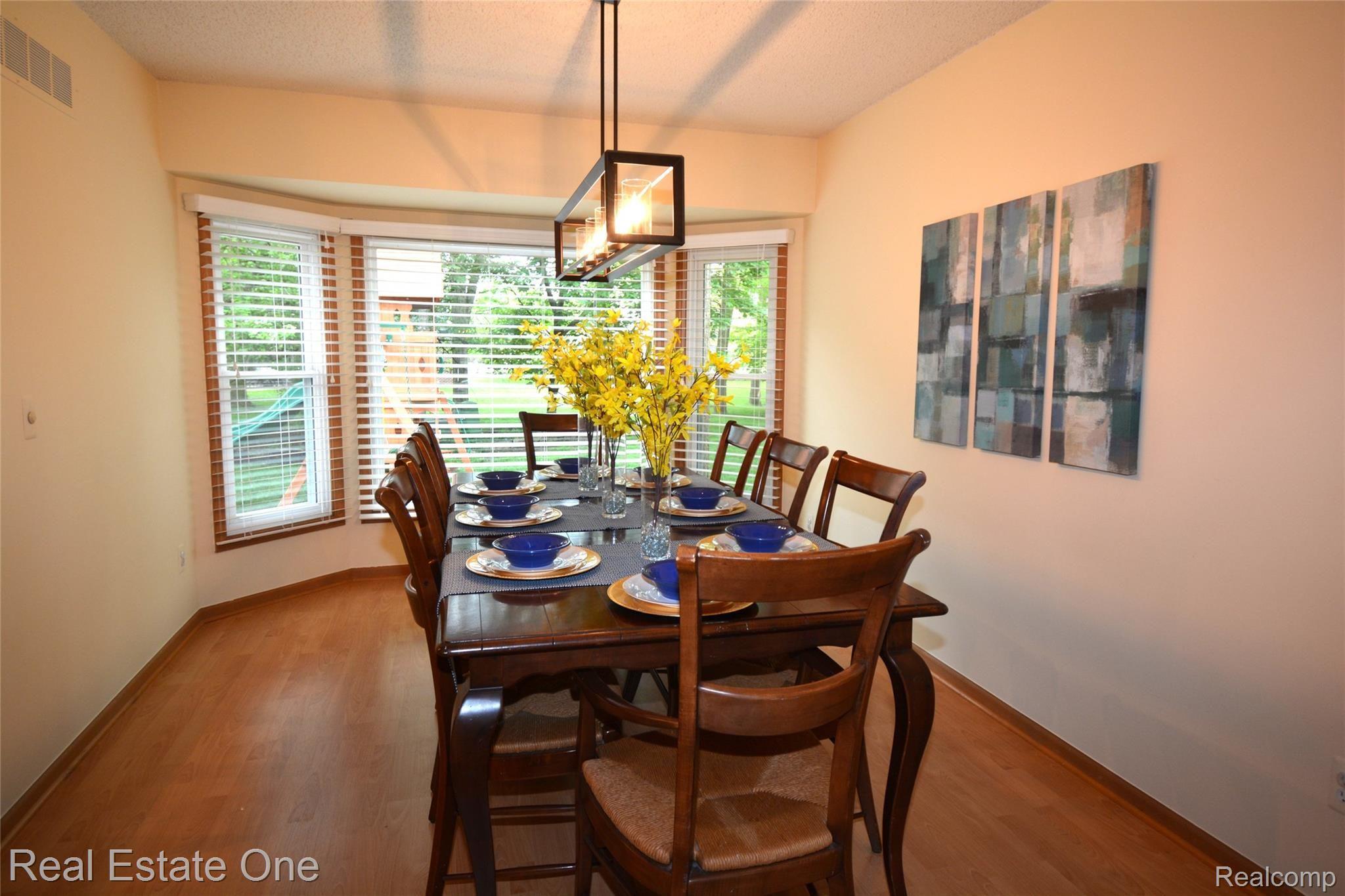 44858 Danbury Road Canton, MI 48188 - Photo 4 of 25 Formal Dining Room