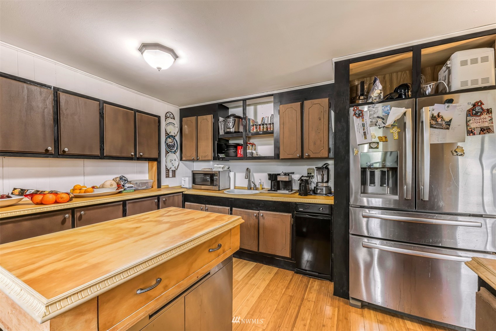 21445 Starbird Road Mount Vernon, WA 98274 - Photo 17 of 38 Gallery Image 17