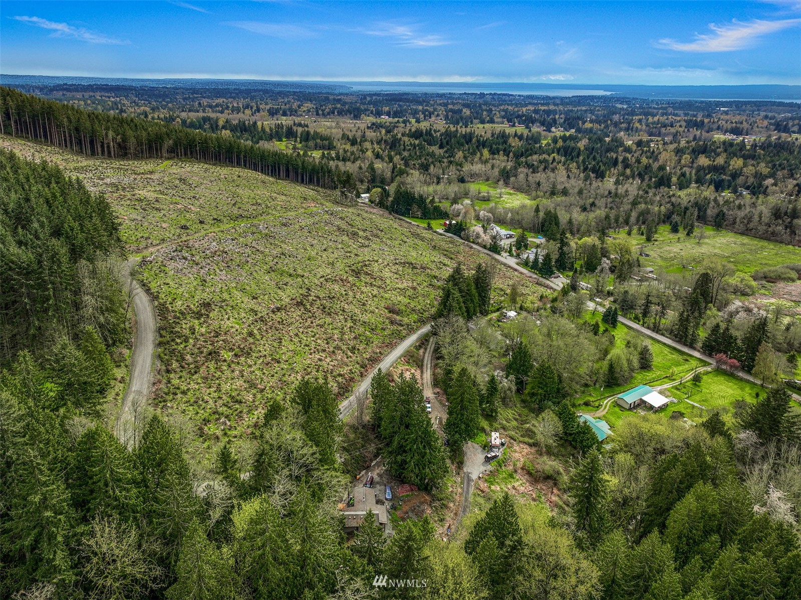 21445 Starbird Road Mount Vernon, WA 98274 - Photo 9 of 38 Gallery Image 9