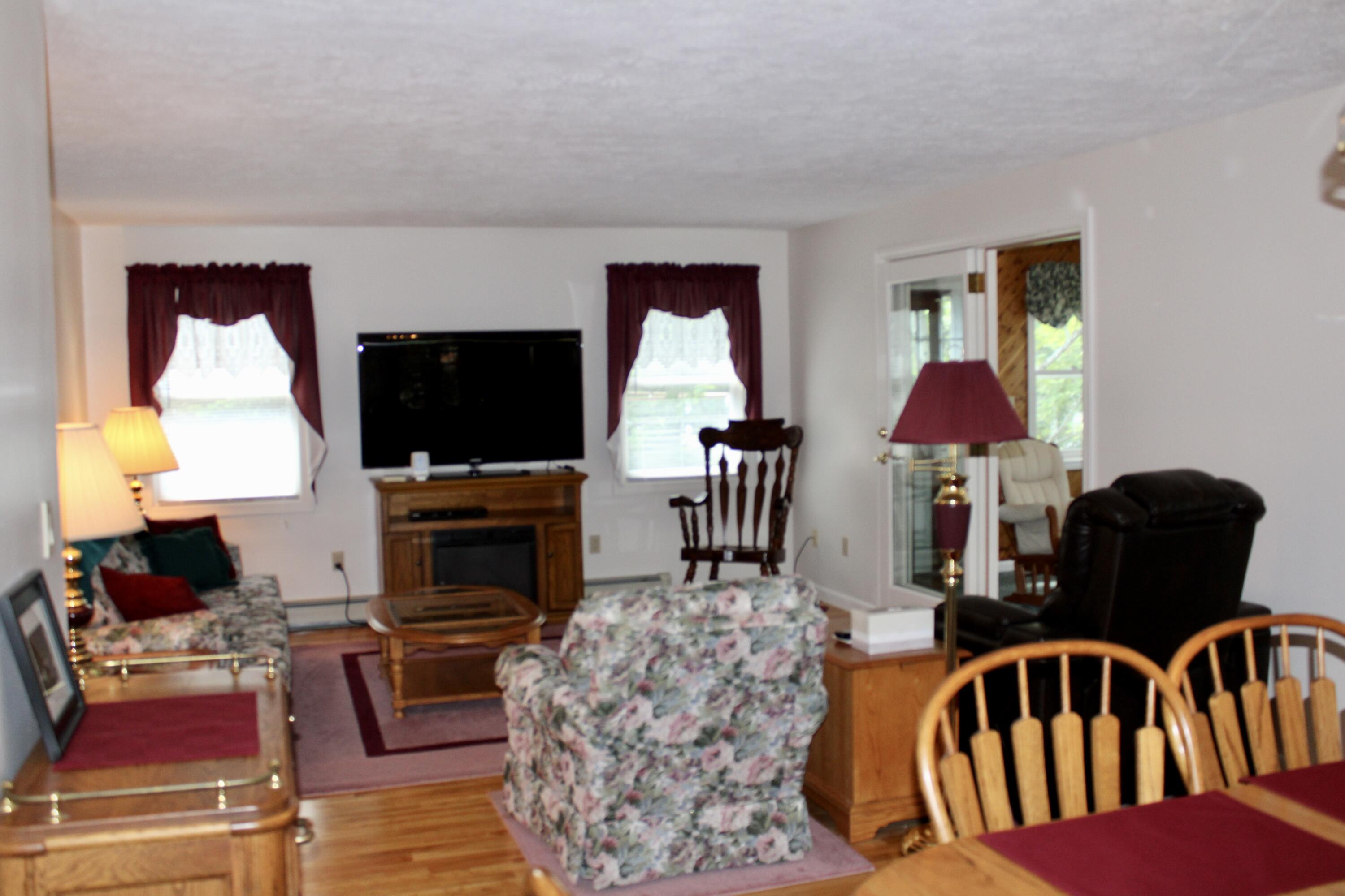 24 Owls Roost Road Standish, ME 04084 - Photo 3 of 35 C7A74F6F-7533-4AC3-B2F6-46E537BAC9A1