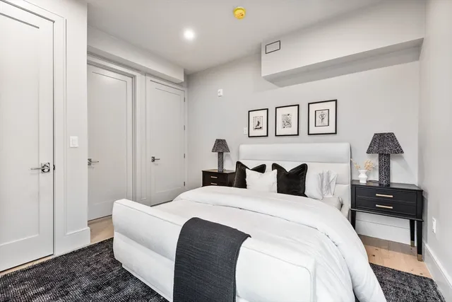 $2,250,000 | 300 Franklin Street, Unit 5, Cambridge, MA 02139