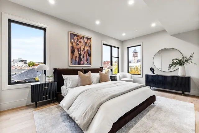 $2,250,000 | 300 Franklin Street, Unit 5, Cambridge, MA 02139