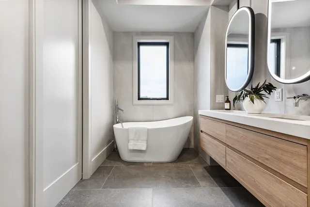 $2,250,000 | 300 Franklin Street, Unit 5, Cambridge, MA 02139