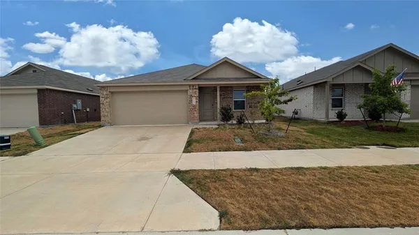 $259,000 | 4952 Stonebridge Drive, Ennis, TX 75119