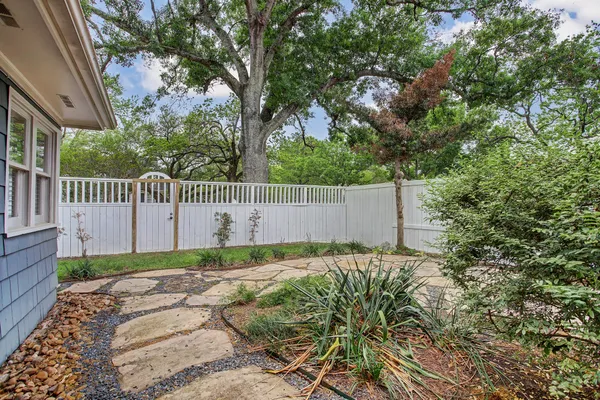 $3,500 | 2228 Addison Road, Houston, TX 77030