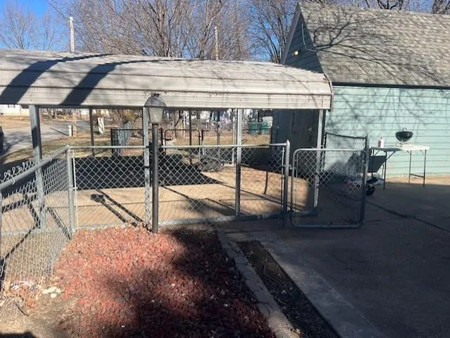 $73,000 | 2823 Crawford Avenue, Parsons, KS 67357