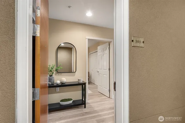 $825,000 | 10047 Main Street, Unit 305, Bellevue, WA 98004