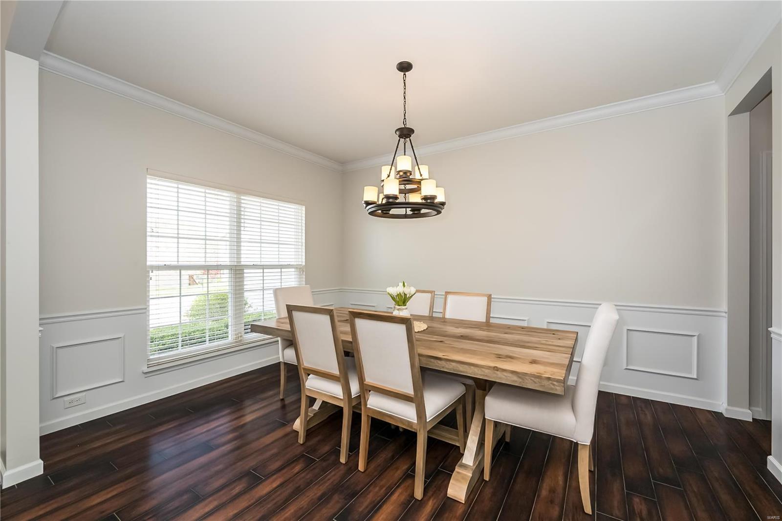 204 Magnolia Trace Drive Ballwin, MO 63021 - Photo 5 of 46