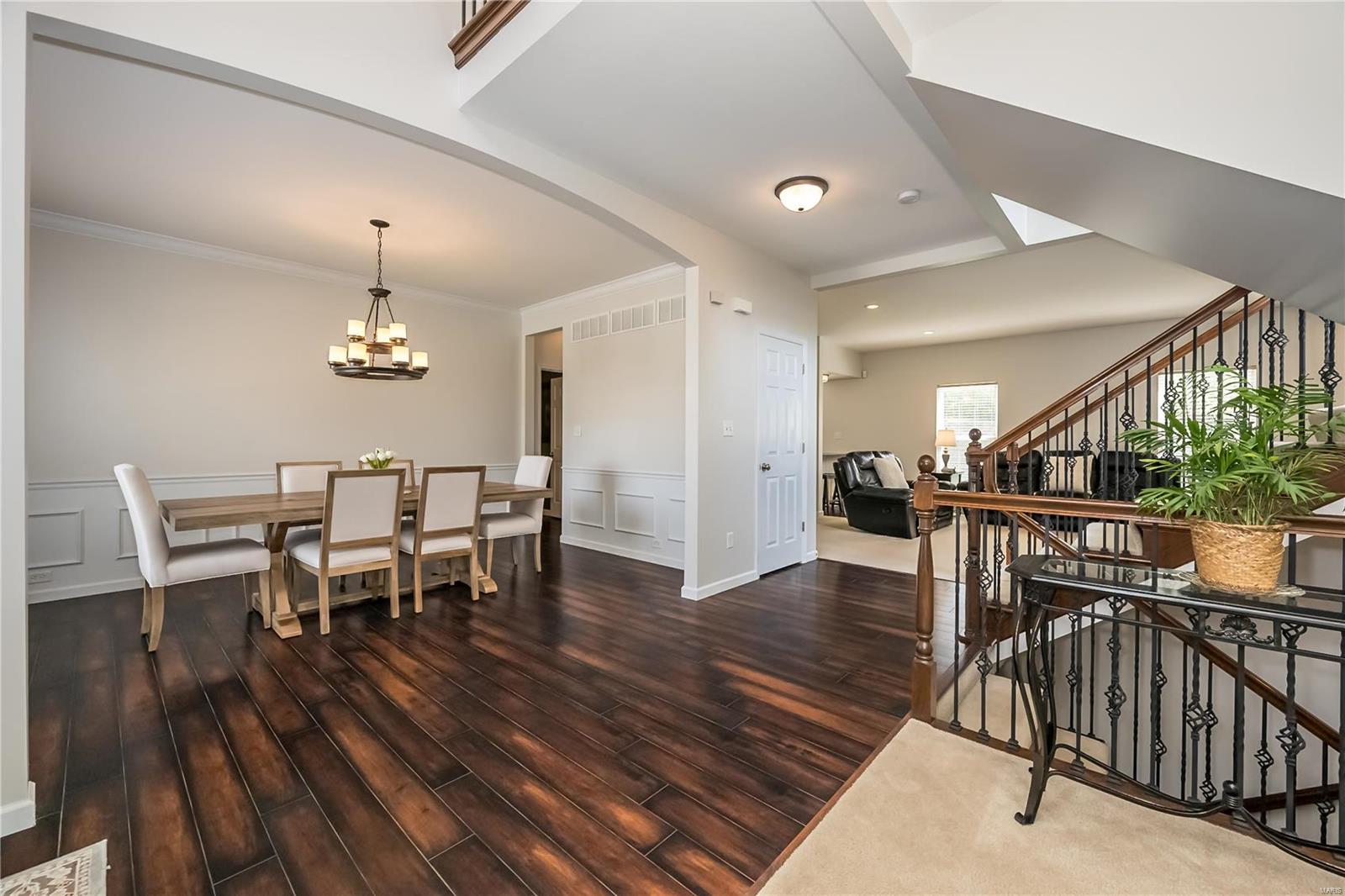 204 Magnolia Trace Drive Ballwin, MO 63021 - Photo 6 of 46