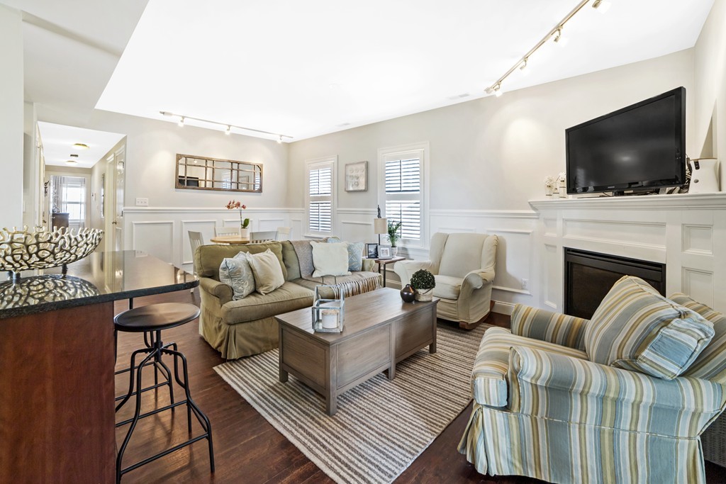 152 O Street, Unit 2 Boston, MA 02127 - Photo 2 of 15