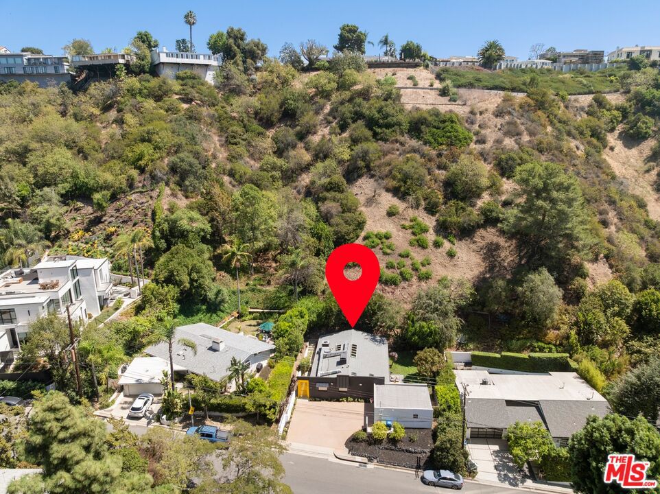 2100 Roscomare Road Los Angeles, CA 90077 - Photo 22 of 24 Gallery Image 22