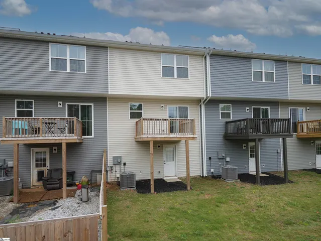 $239,900 | 8 Verdant Leaf Way, Greenville, SC 29617