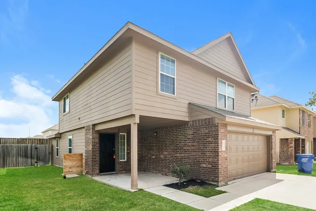 $2,025 | 12726 Memorial Ranch Road, Houston, TX 77014