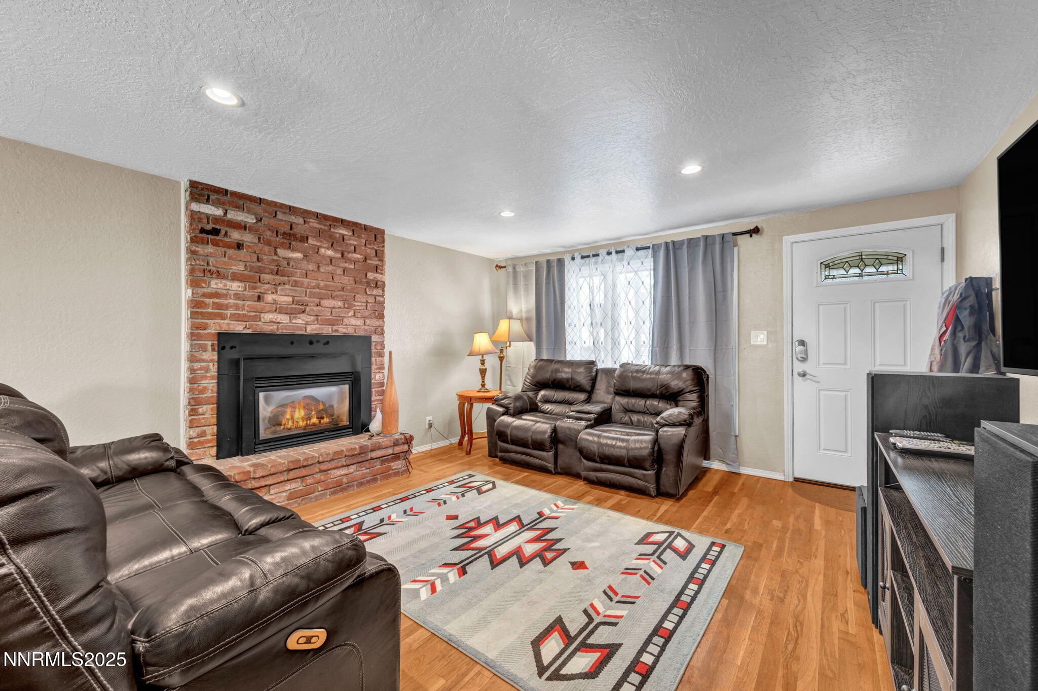 2100 West 6th Street Reno, NV 89503 - Photo 11 of 36 25-web-or-mls-2100-w-6th-st
