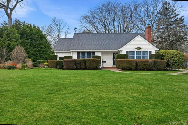 $739,999 | 110 Macon Avenue, Sayville, NY 11782