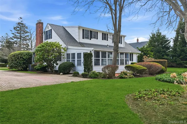 $739,999 | 110 Macon Avenue, Sayville, NY 11782