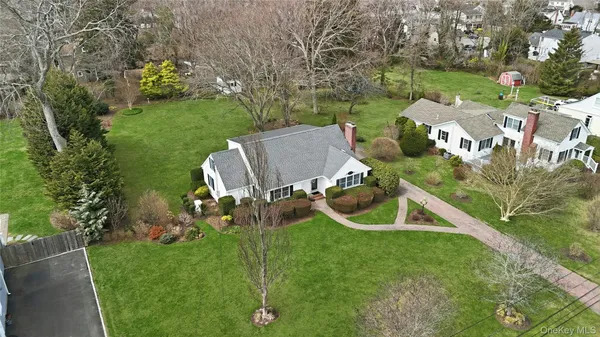 $739,999 | 110 Macon Avenue, Sayville, NY 11782