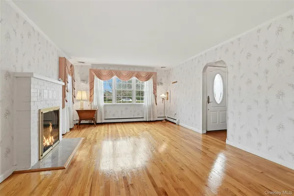 $739,999 | 110 Macon Avenue, Sayville, NY 11782