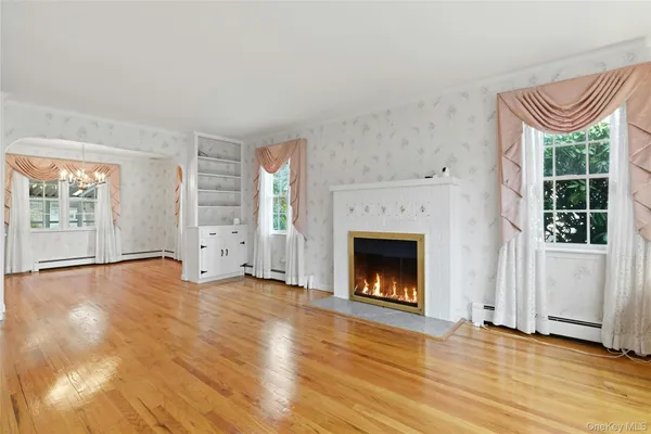 $739,999 | 110 Macon Avenue, Sayville, NY 11782