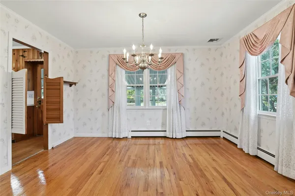 $739,999 | 110 Macon Avenue, Sayville, NY 11782