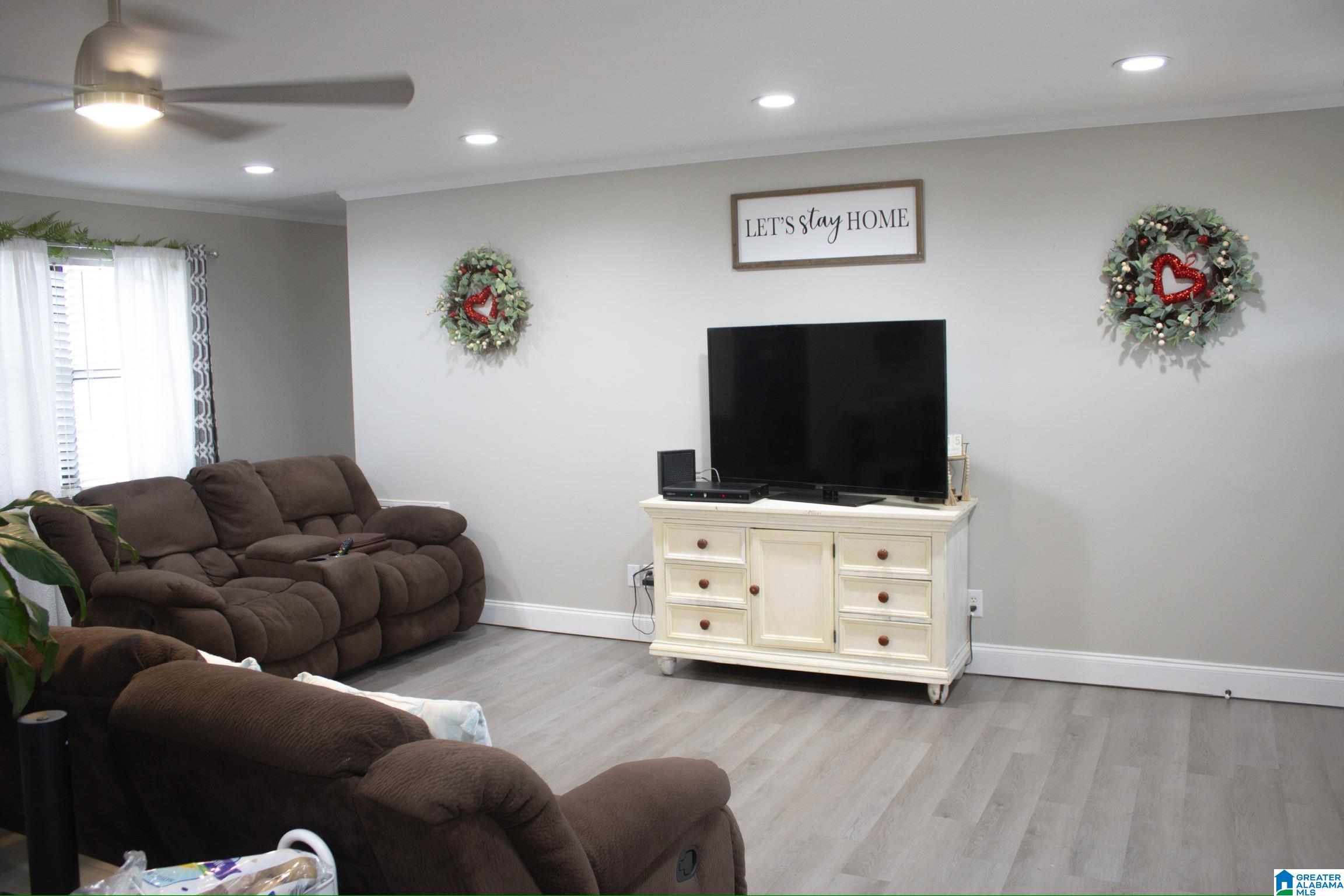 1536 Buckelew Bridge Road Anniston, AL 36207 - Photo 5 of 17 Gallery Image 5
