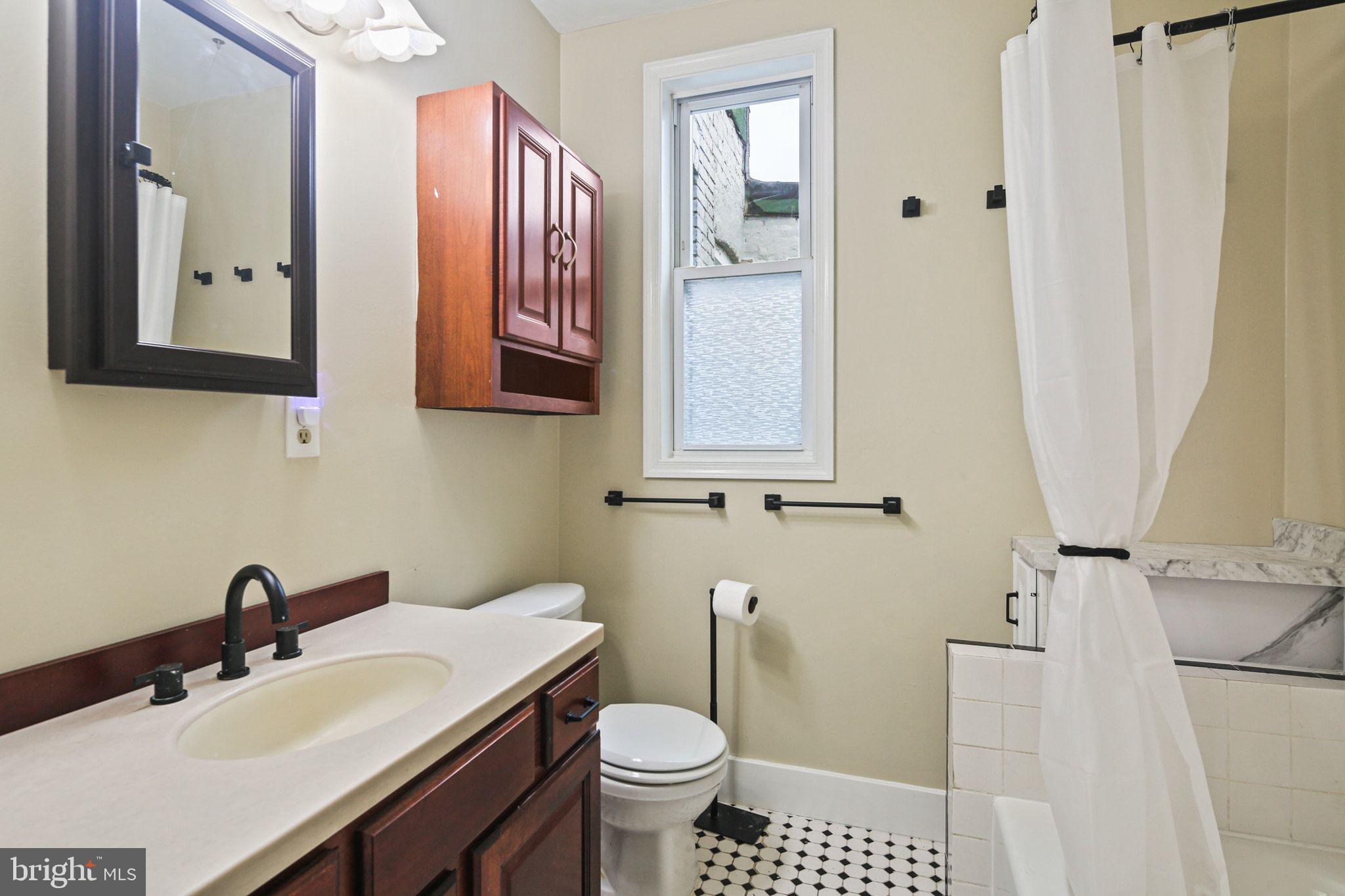 116 South Loudon Avenue Baltimore, MD 21229 - Photo 21 of 32