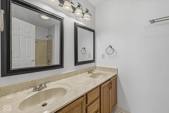 $686,600 | 10816 Cody Lane, Fishers, IN 46037