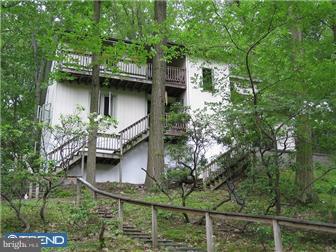 425 Arden Road Conshohocken, PA 19428 - Photo 1 of 12 Gallery Image 1