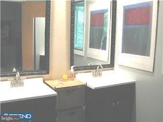 425 Arden Road Conshohocken, PA 19428 - Photo 8 of 12 Bathroom