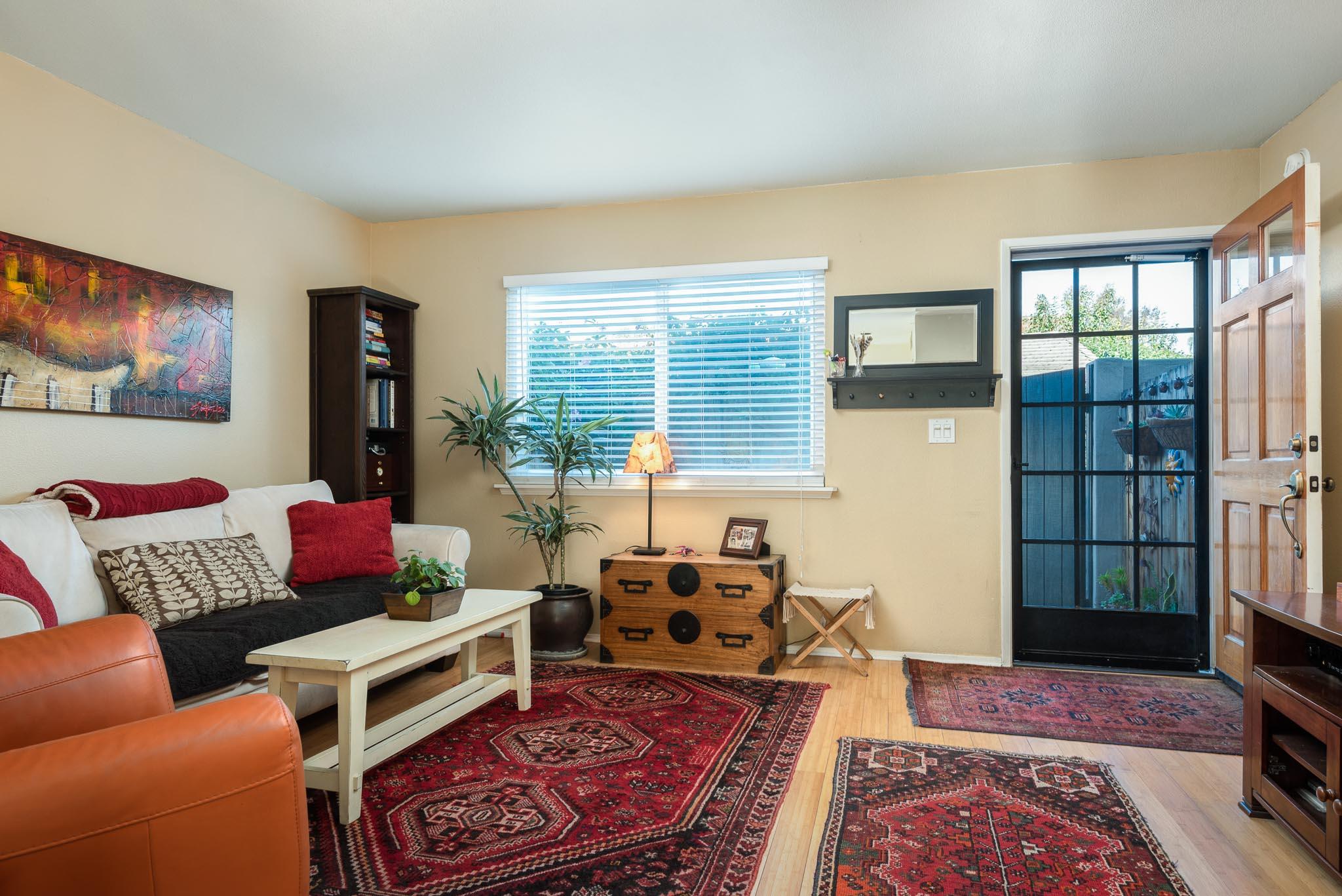 4344 Modoc Road, Unit 9 Santa Barbara, CA 93110 - Photo 3 of 13 _DSC0374