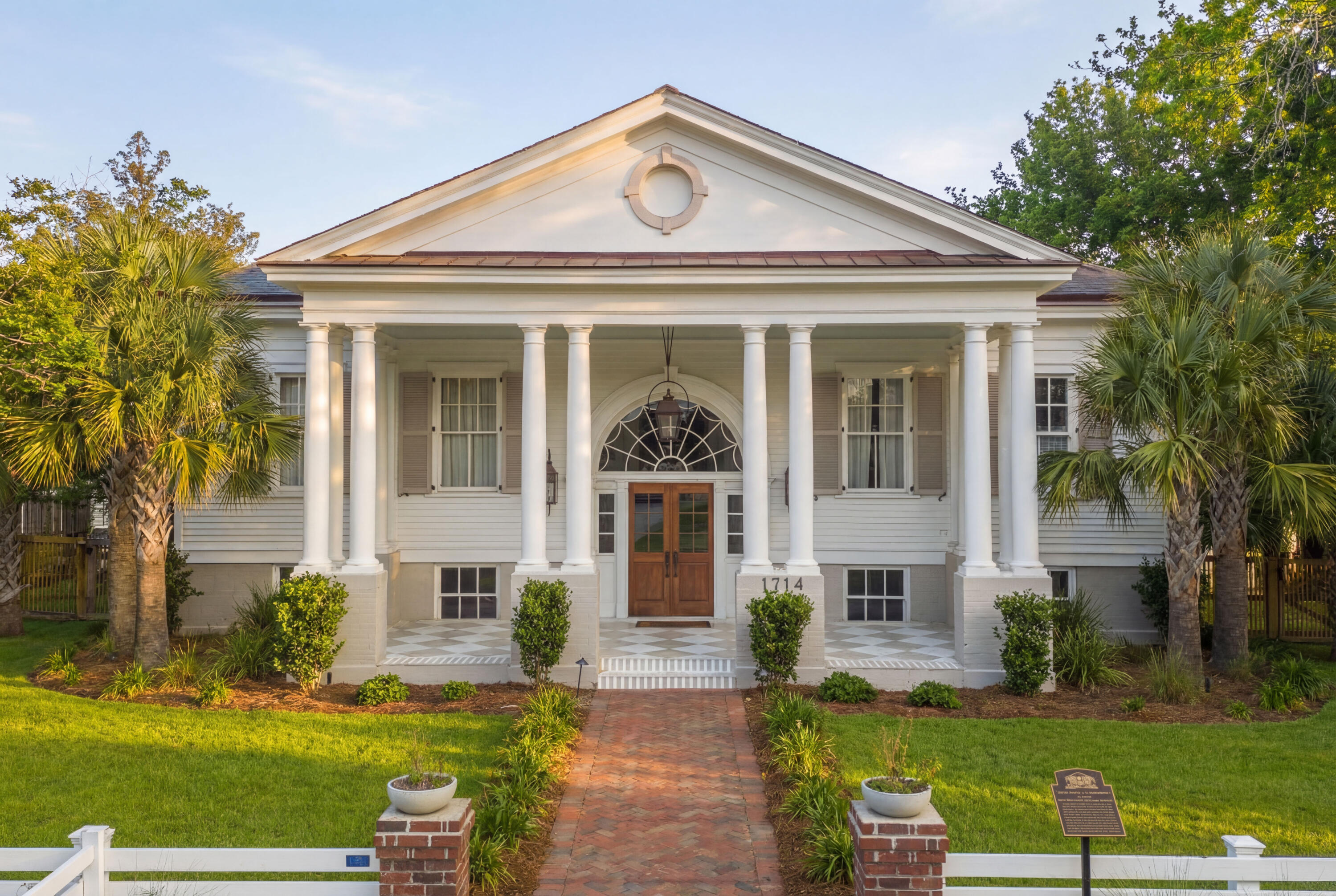 1714 Middle Street Sullivans Island, SC 29482 - Photo 2 of 105 1714 Middle St-KeenEyeMarketing-01