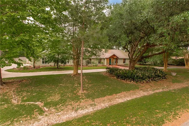 $435,000 | 156 Oak Hollow Drive, Hammond, LA 70401