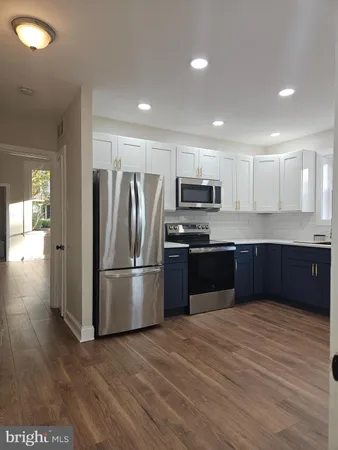 $2,950 | 115 East 2nd Street, Moorestown, NJ 08057