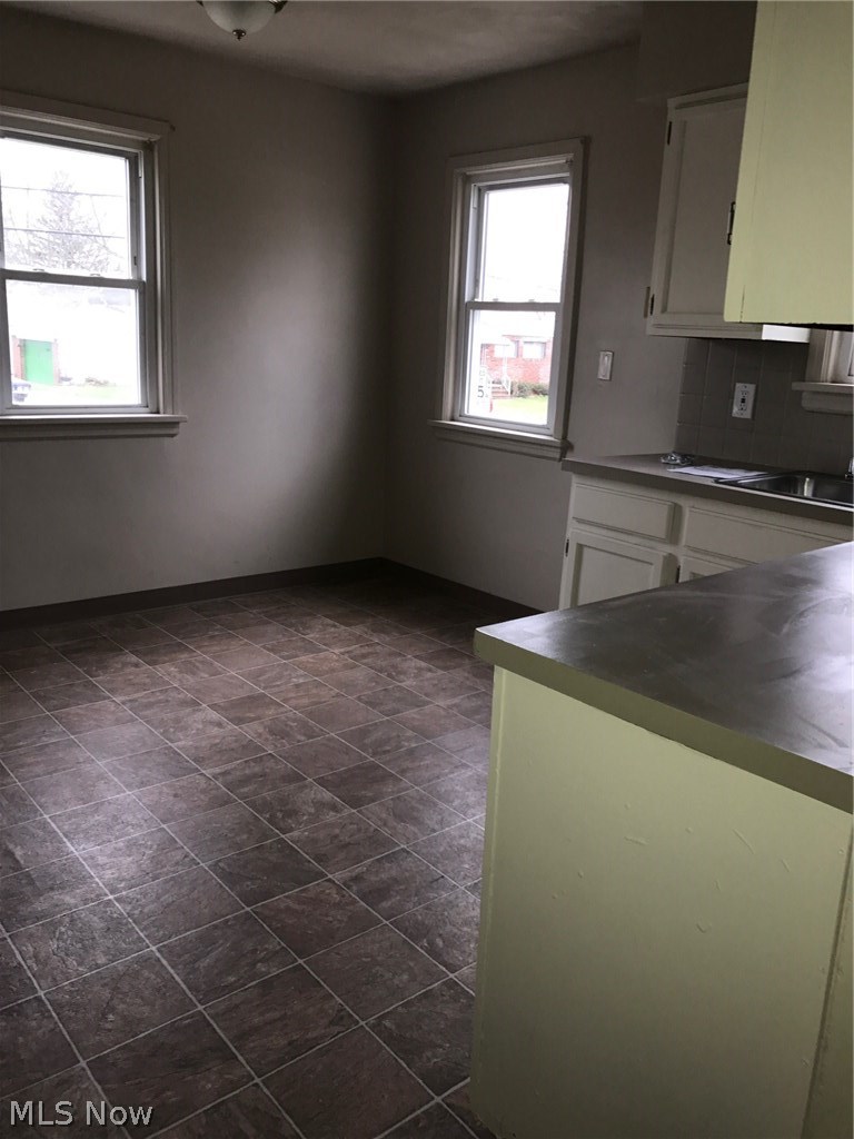 6020 Dunham Road Maple Heights, OH 44137 - Photo 14 of 34