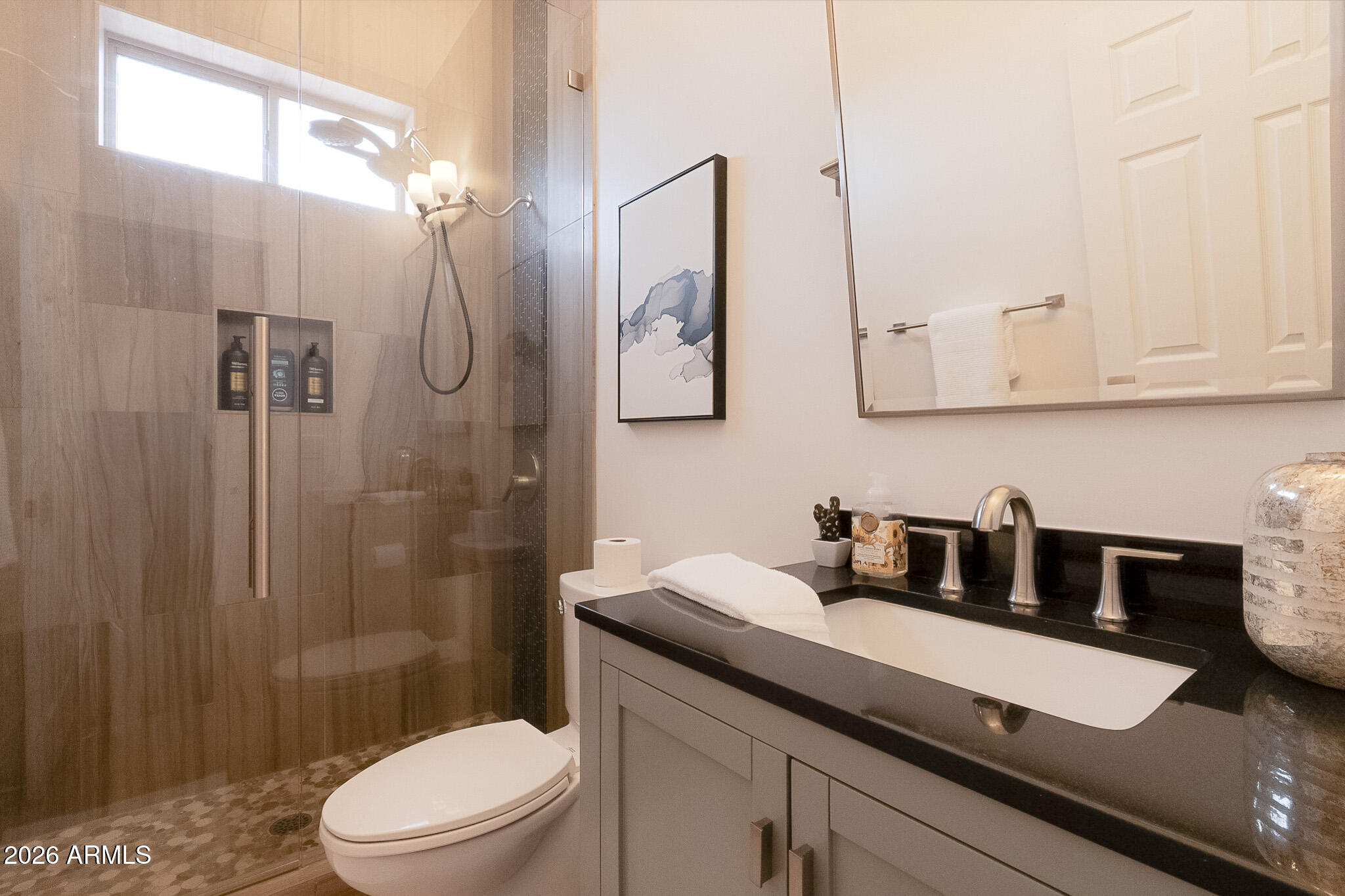 14604 East Peak View Road Scottsdale, AZ 85262 - Photo 9 of 49 Guest Bathroom